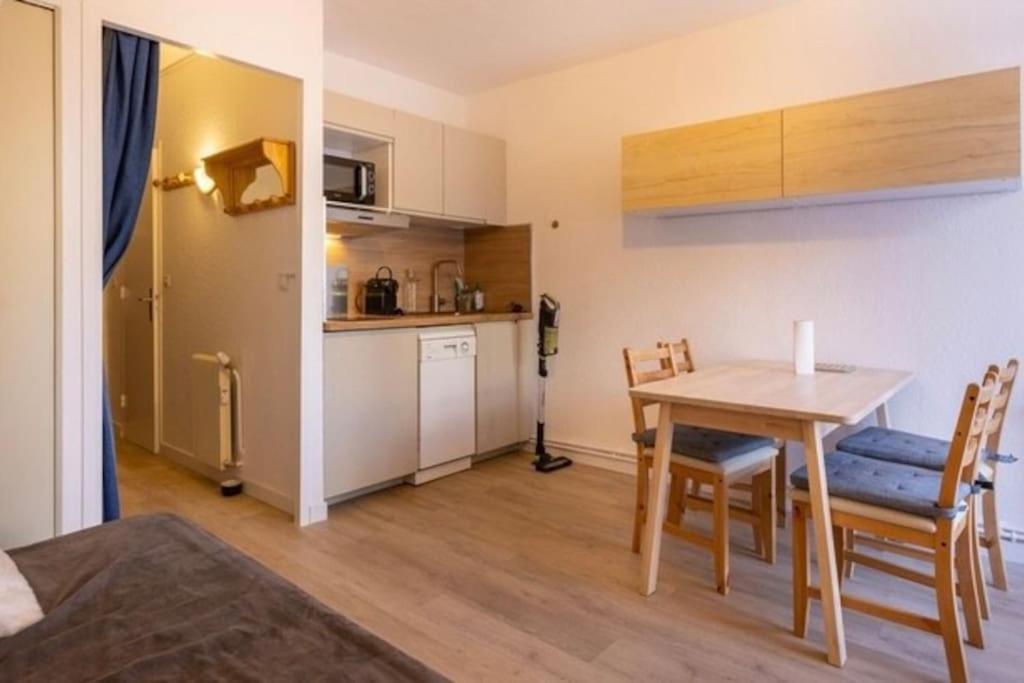 Studio Cabine 86 Cosy Лез Англ Екстериор снимка